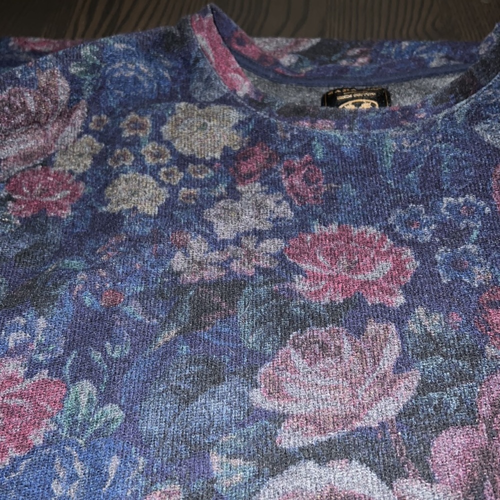 ๐๐๐๐ Floral Sweatshirt - Multicolor - Picture 3 of 4
